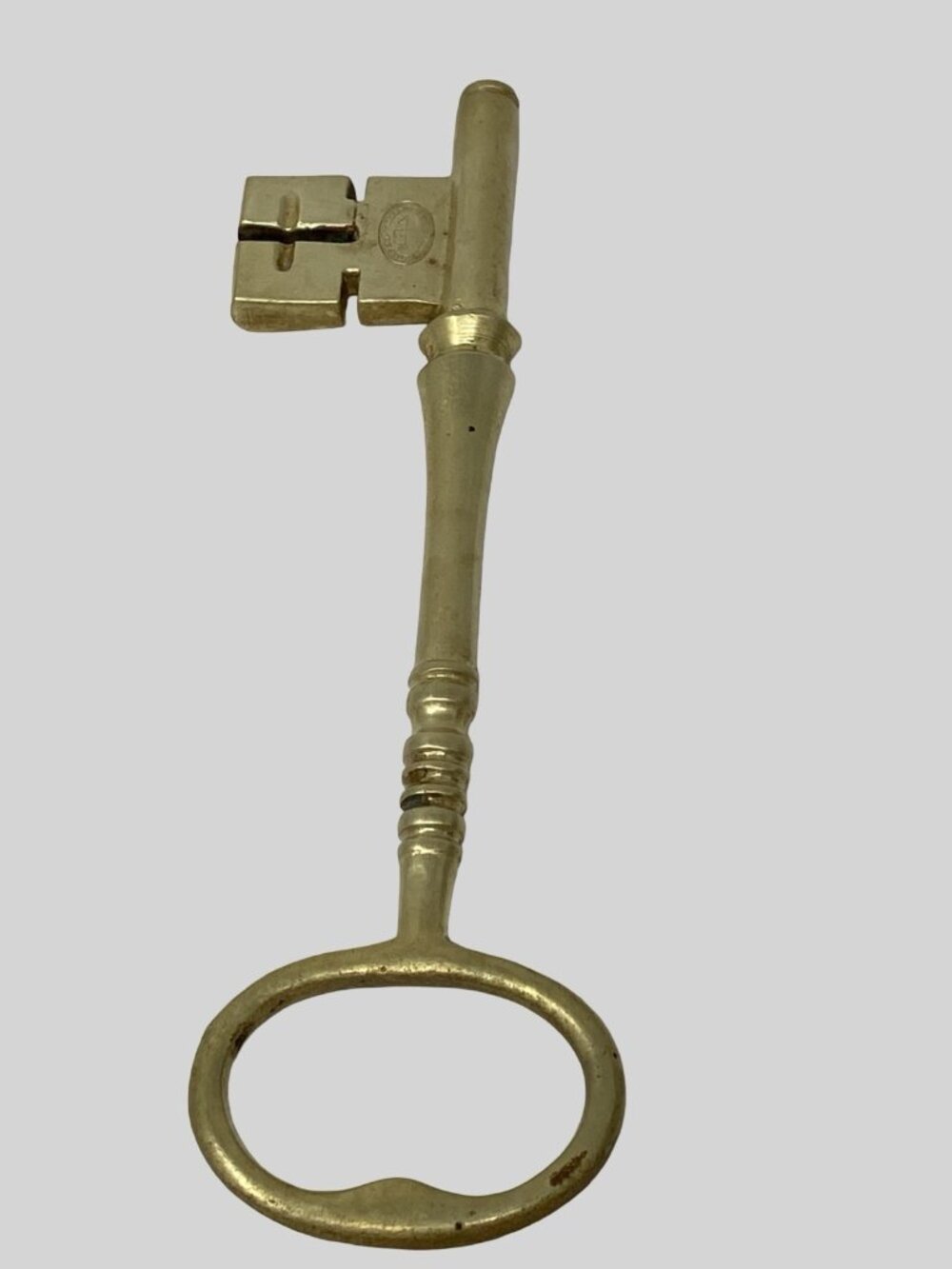 Vintage Solid Brass Skeleton Key Virginia Metalworks Colonial Williamsburg 8”